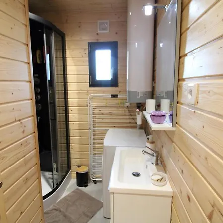 Moderne 6 Pers Avec Terrasse, Jardin Et Parking Prive - Fr-1-742-554 度假居 *